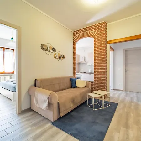 Elegante Con Terrazzo - Parcheggio Gratuito Privato & Wifi